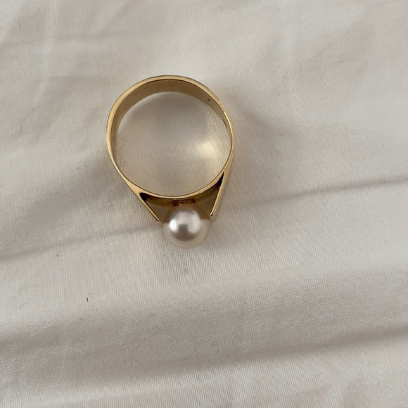 pearl ring - Picture 1 of 2